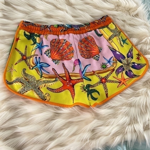 VERSACE NEW shorts authentic 100% - Picture 7 of 14